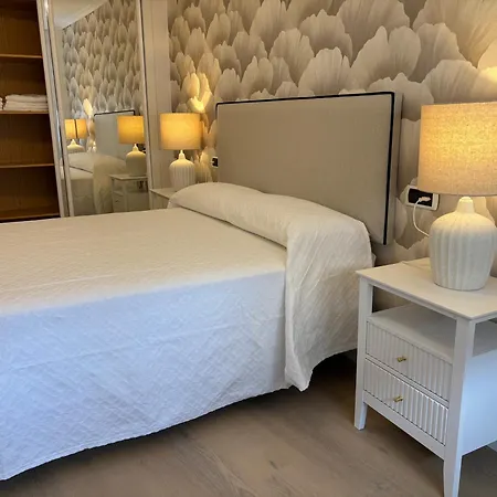 شقة Vivienda En 1ª Linea De Playa Rapadoira.