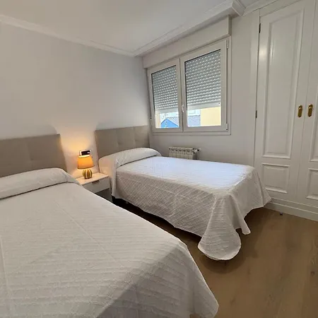 شقة Vivienda En 1ª Linea De Playa Rapadoira.