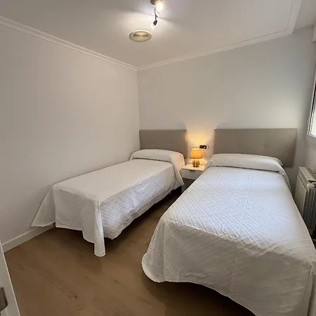 شقة Vivienda En 1ª Linea De Playa Rapadoira. فوز