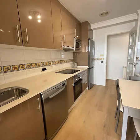 Vivienda En 1ª Linea De Playa Rapadoira.