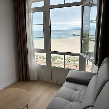 Vivienda En 1ª Linea De Playa Rapadoira. * فوز