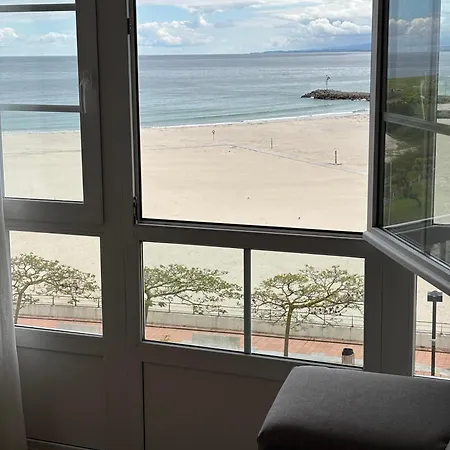 Vivienda En 1ª Linea De Playa Rapadoira. شقة